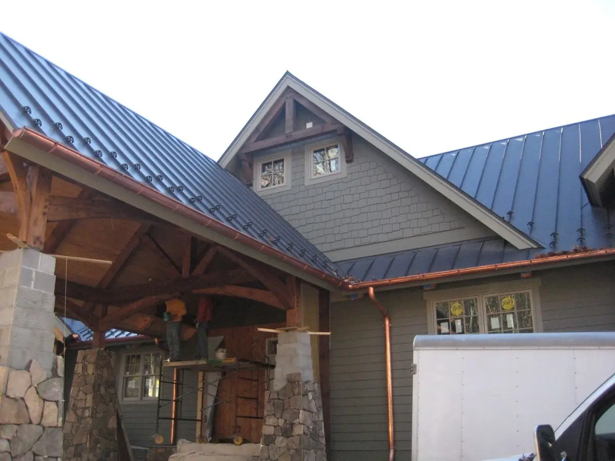 Craftsman Roofing team delivering quality roofing work in Syracuse